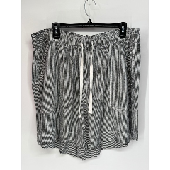 Lane Bryant Pants - Lane Bryant Soft Slub Shorts Womens 18/20 Black White New Striped Linen Blend